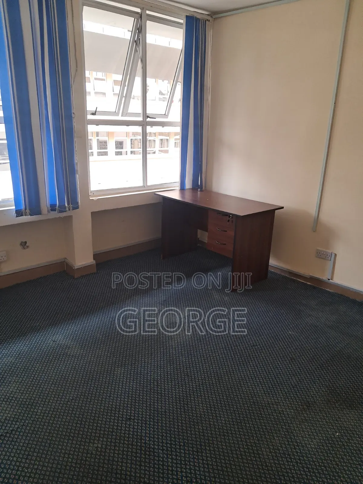 Office to Let