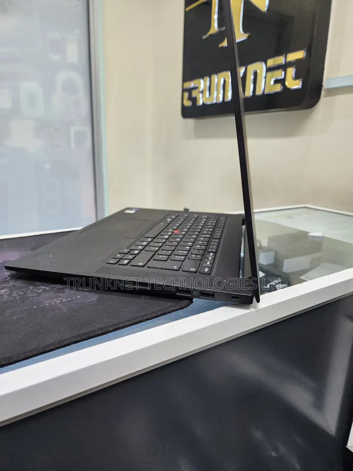 Laptop Lenovo ThinkPad P1 Gen4 16GB Intel Core i9 SSD 512GB