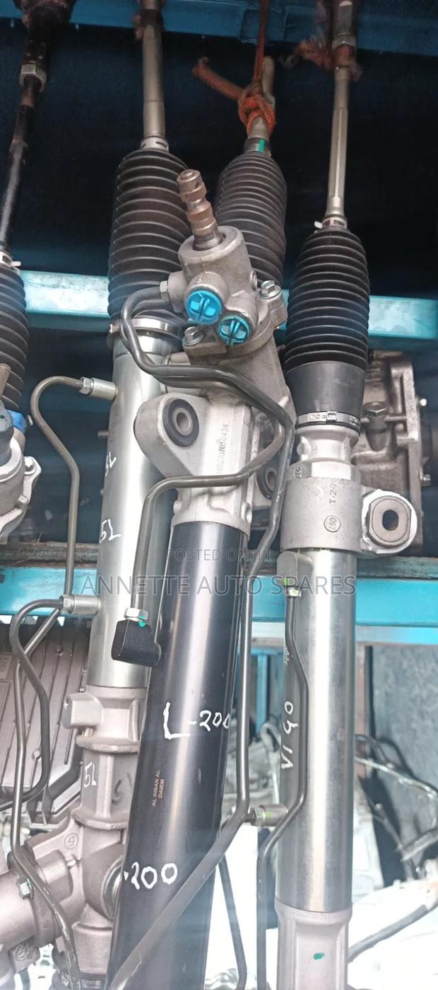 Mitsubishi L200 Steering Rack - thumbnail 2
