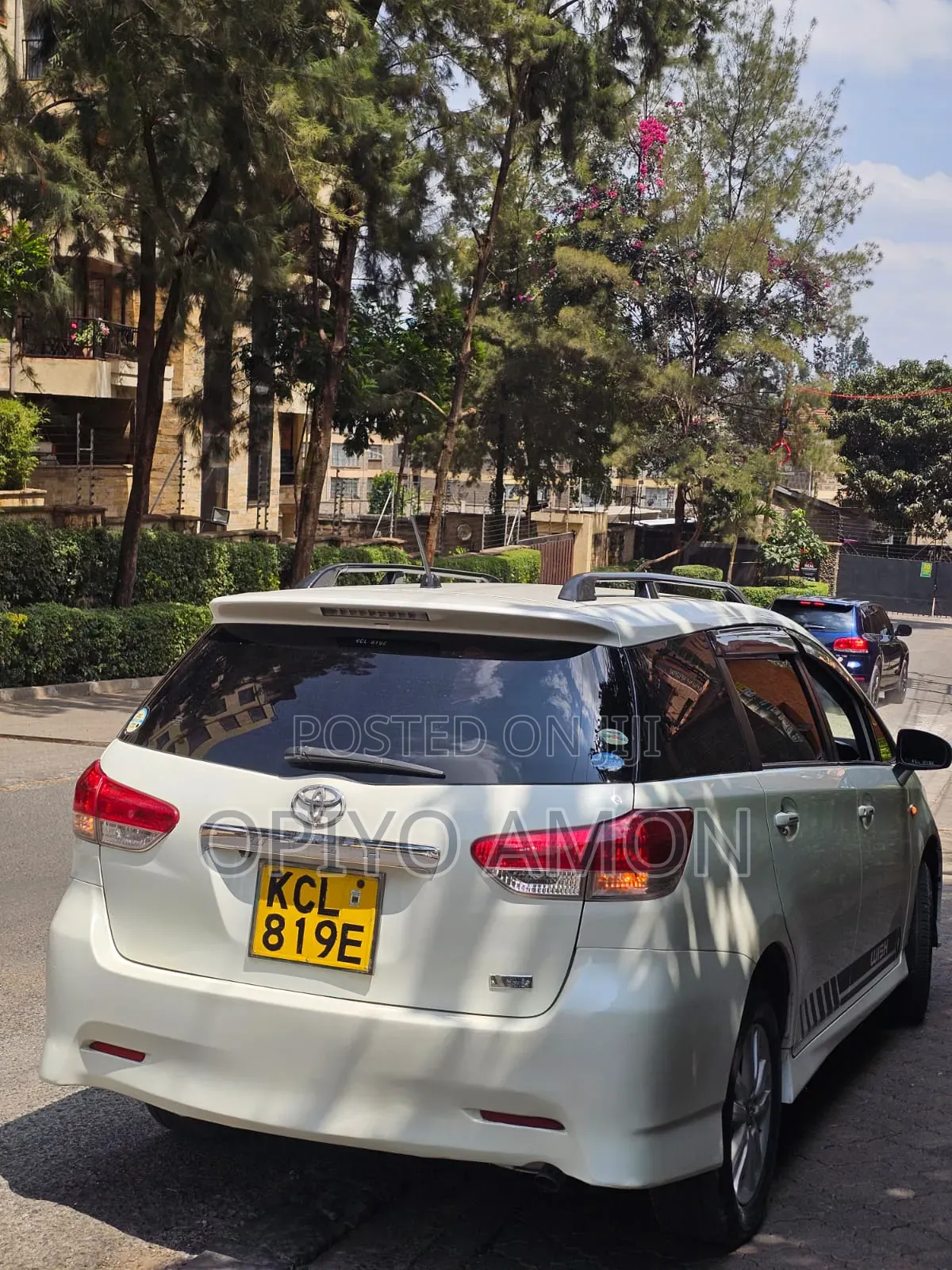Toyota Wish 2010 White