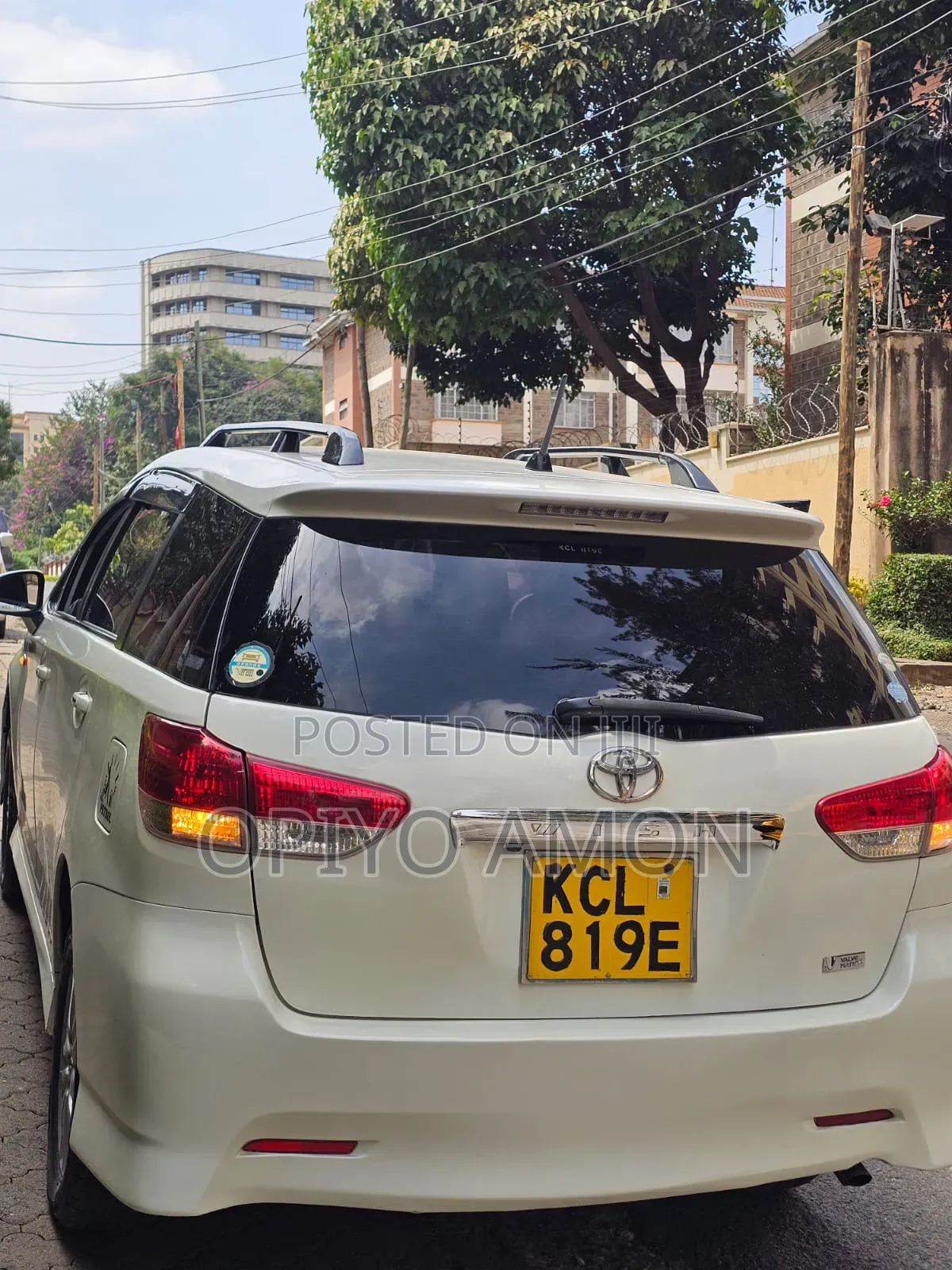 Toyota Wish 2010 White