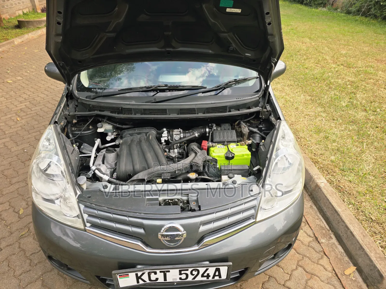 Nissan Note 2011 Gray