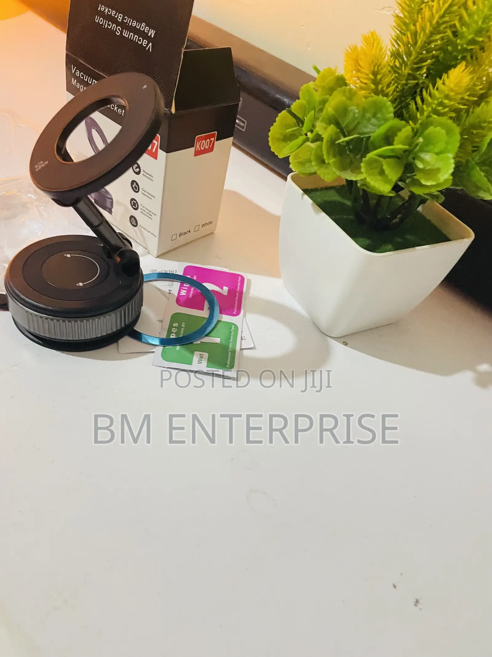 Magnetic Phone Bracket