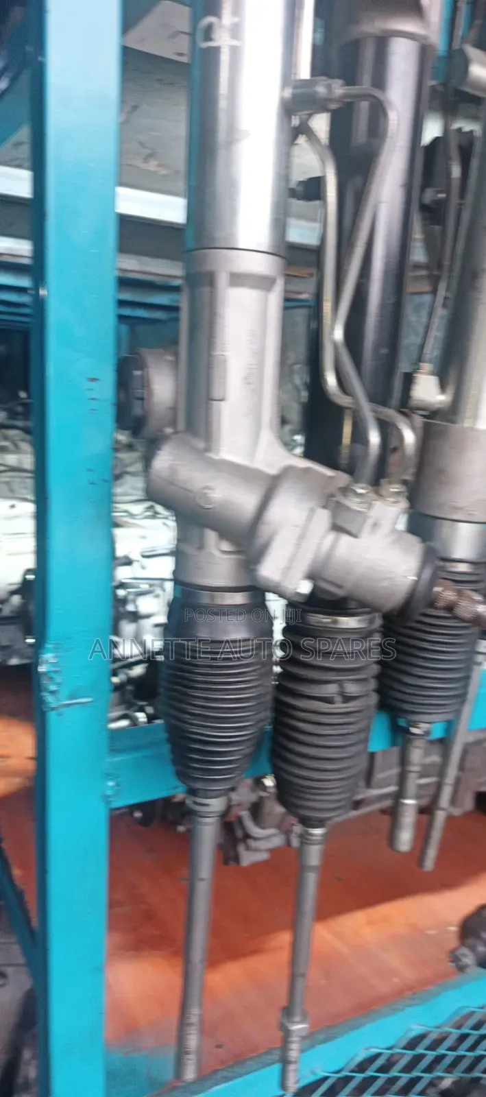 Toyota Hilux Revo Steering Rack