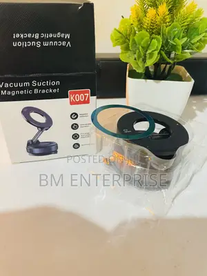 Vacuum Suction Magnetic Bracket