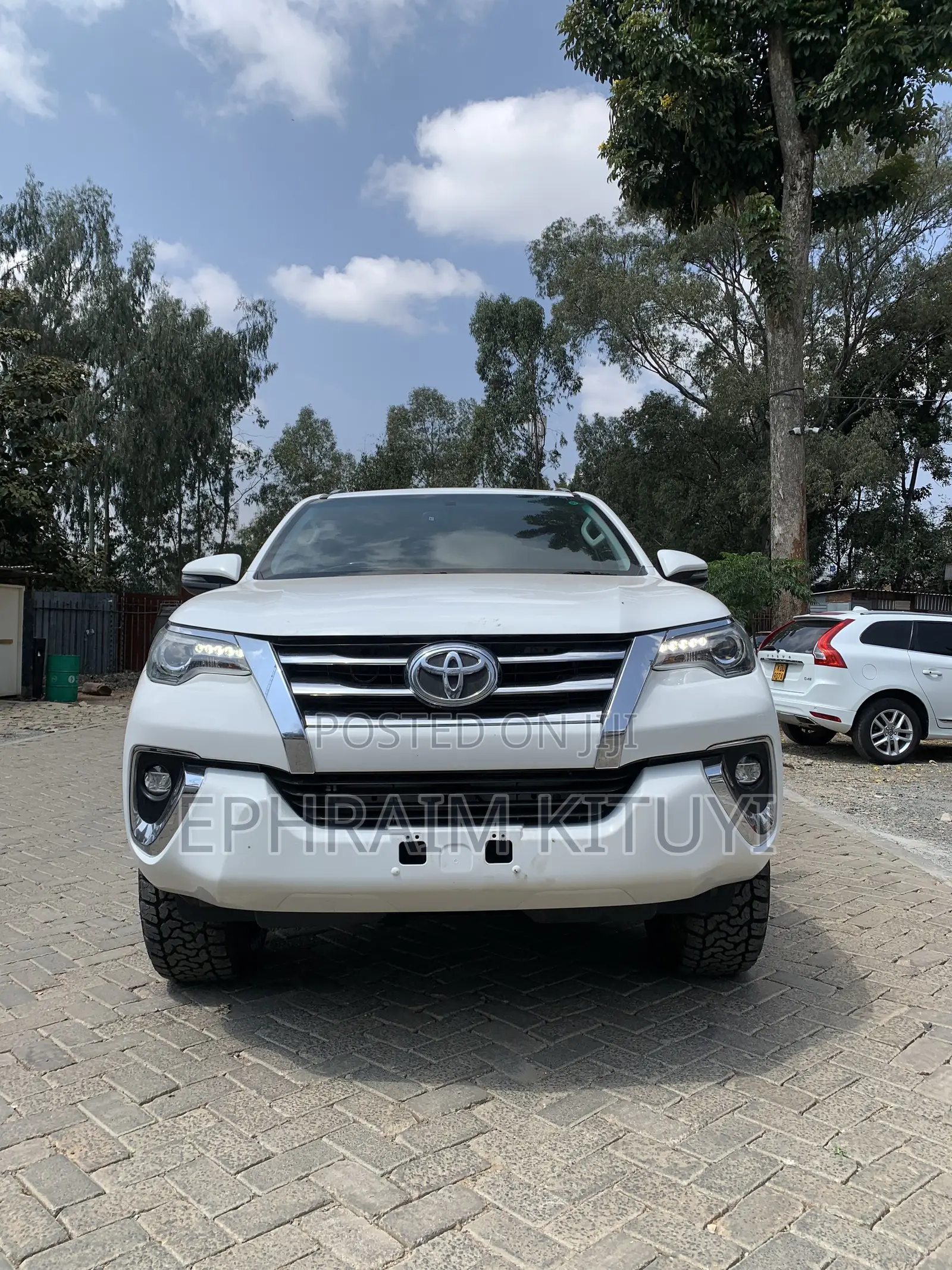 Toyota Fortuner 2019 White