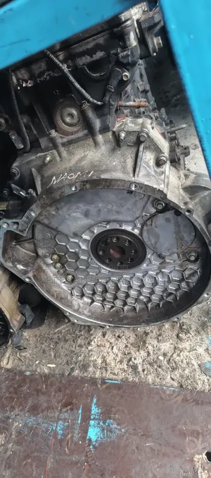 4hL1 NQR Isuzu Complete Engine