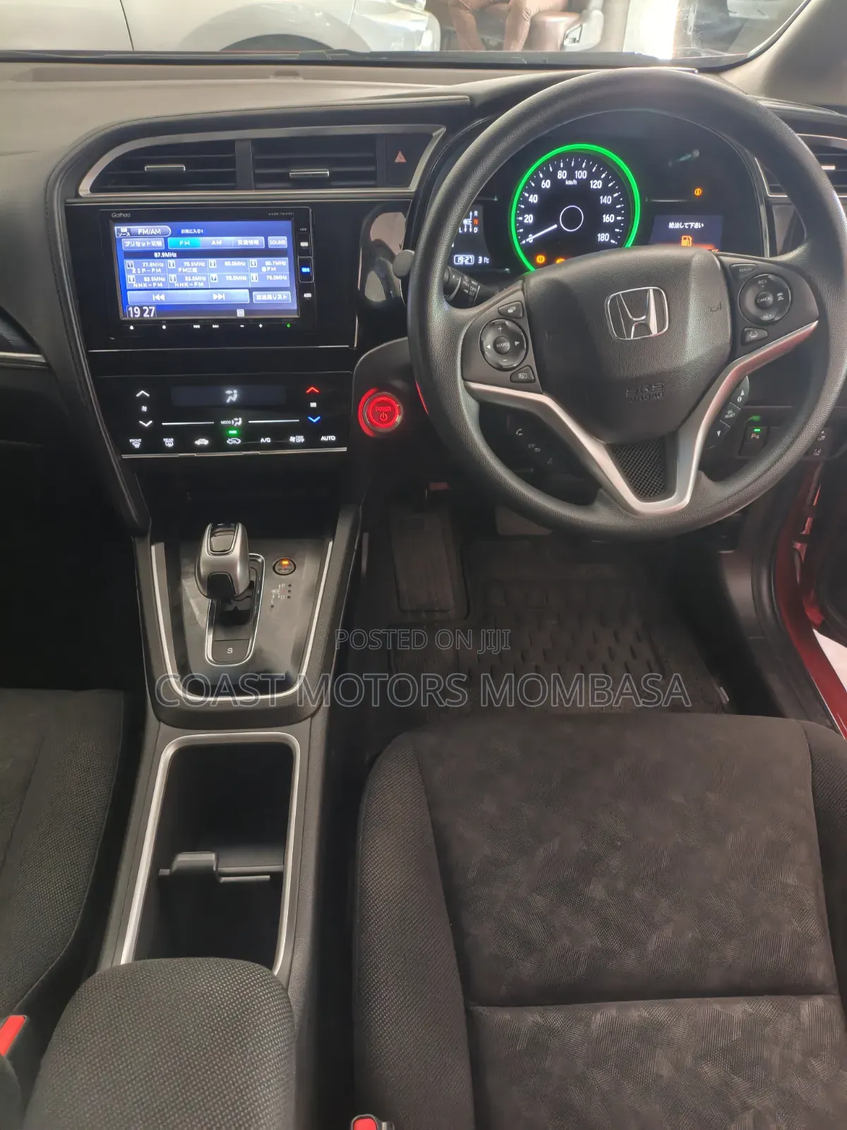 Honda Shuttle 2019 Red