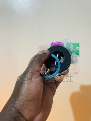 Magnetic Vacuum Suction Phone Holder