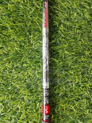Titleist 910 D2 (9.5°) Driver in Stiff Flex