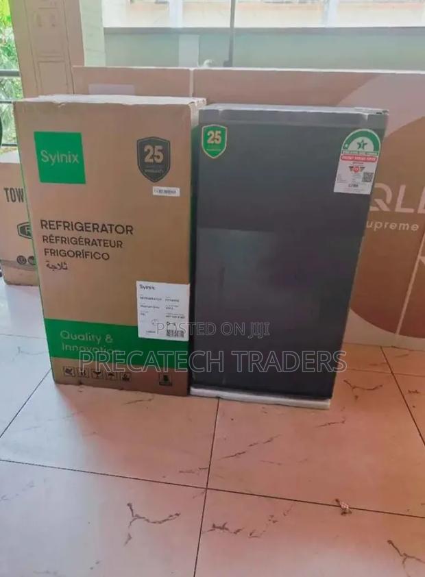 Syinix Energy Efficient Refrigerator - main view