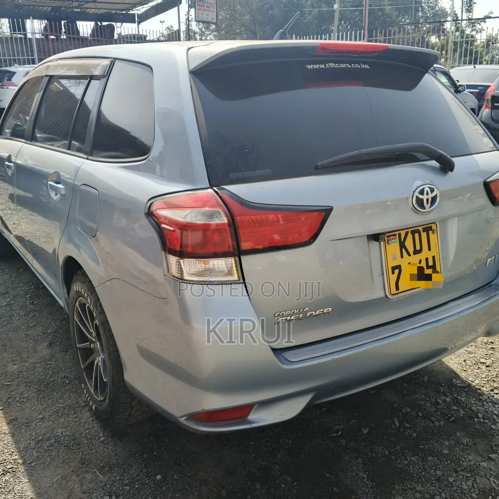 Toyota Corolla Fielder 2017 Blue