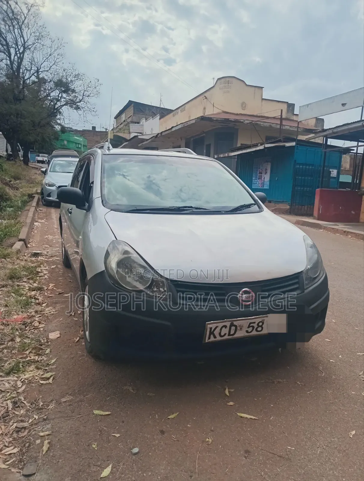 Nissan Advan 2009 Silver