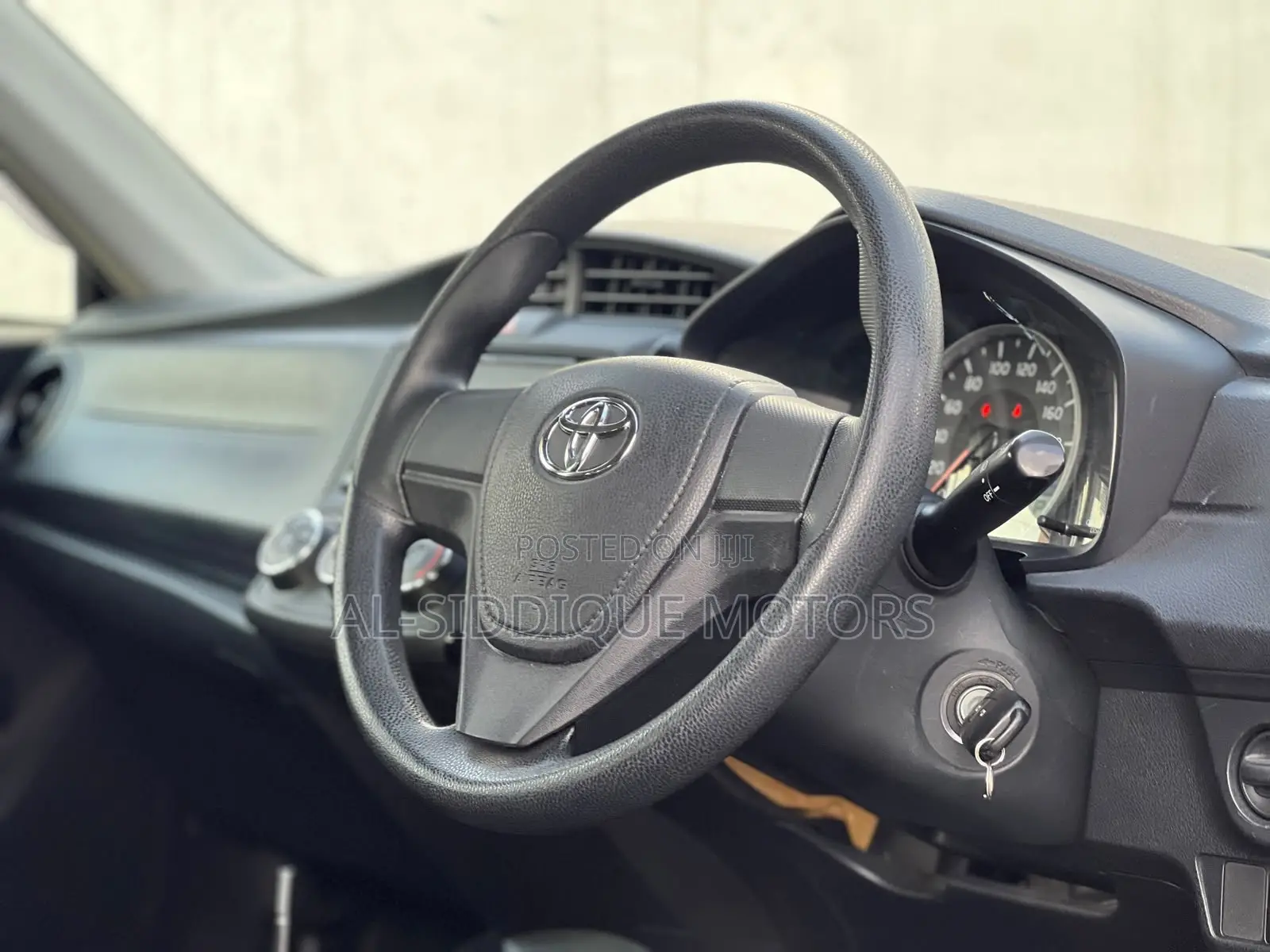 Toyota Axio 1.3 X 2WD 2019 Silver