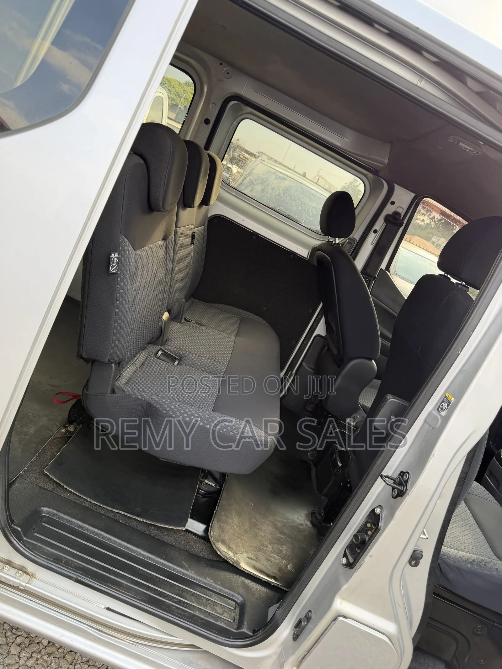 Nissan NV200 2015 Silver