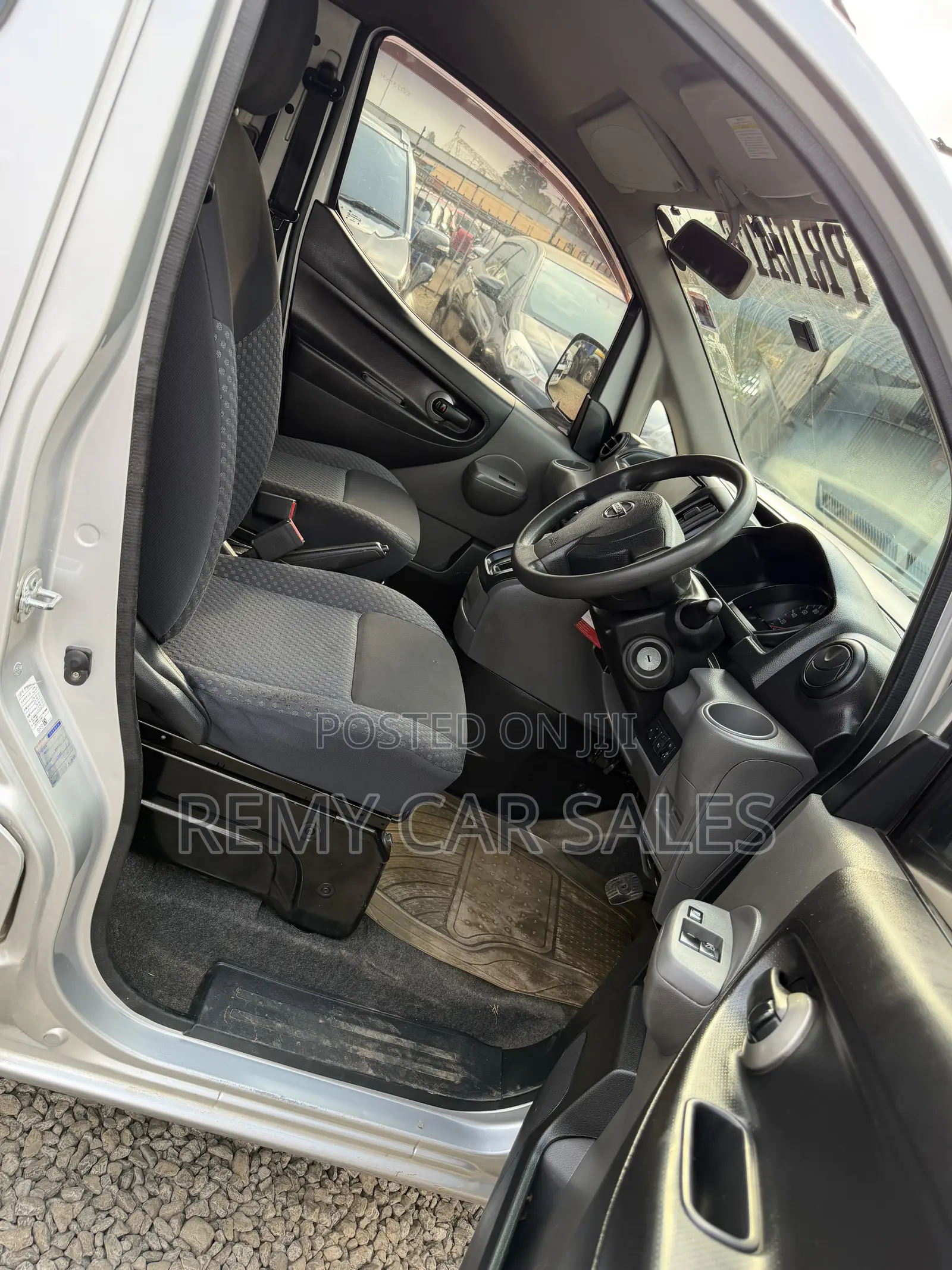 Nissan NV200 2015 Silver