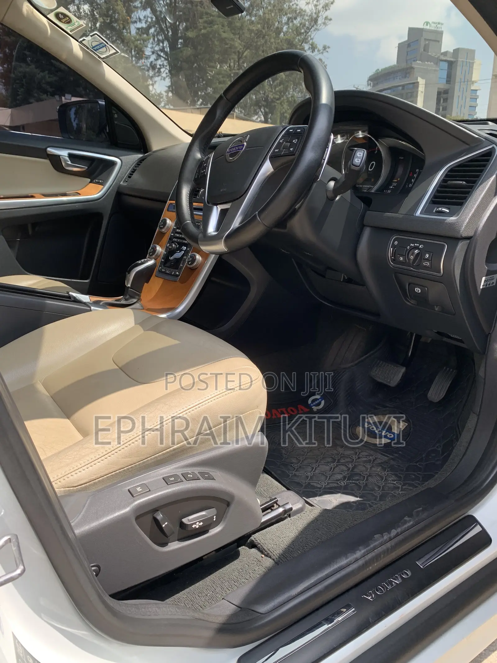 Volvo XC60 2017 White