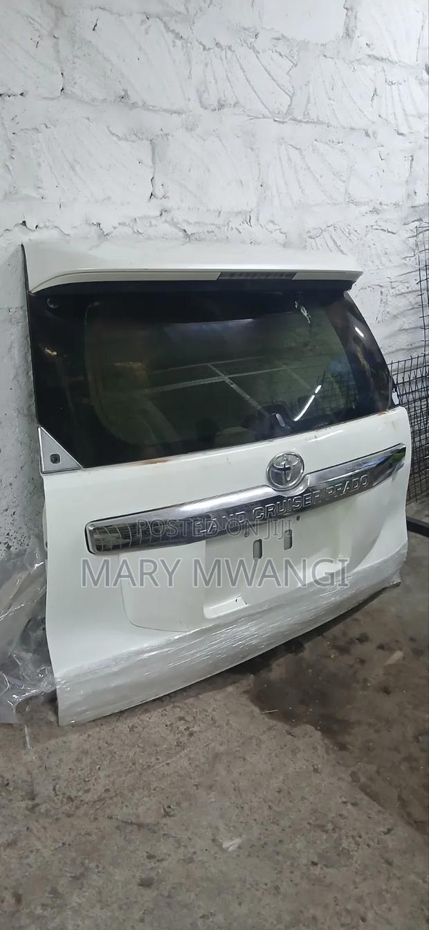 Ex Japan Prado J150 / J160 Boot Available.