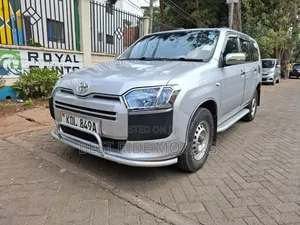 Toyota Probox 2016 Silver
