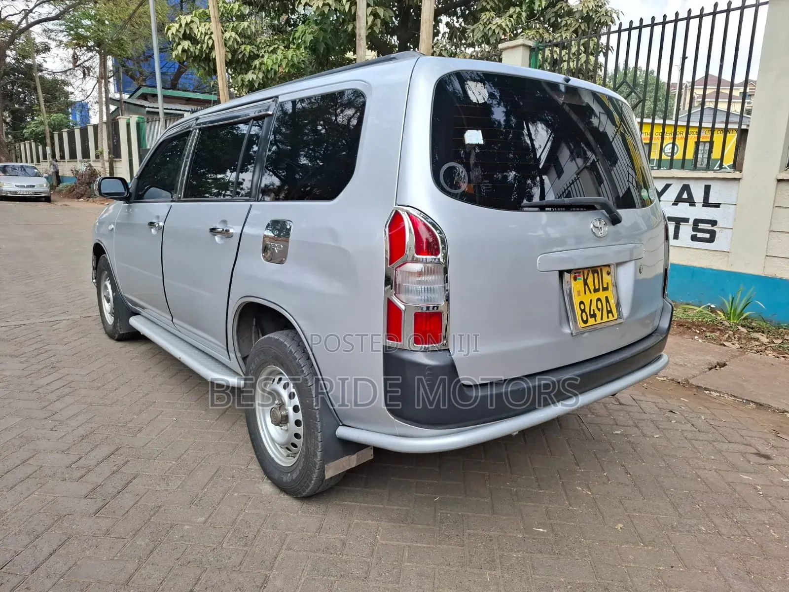 Toyota Probox 2016 Silver