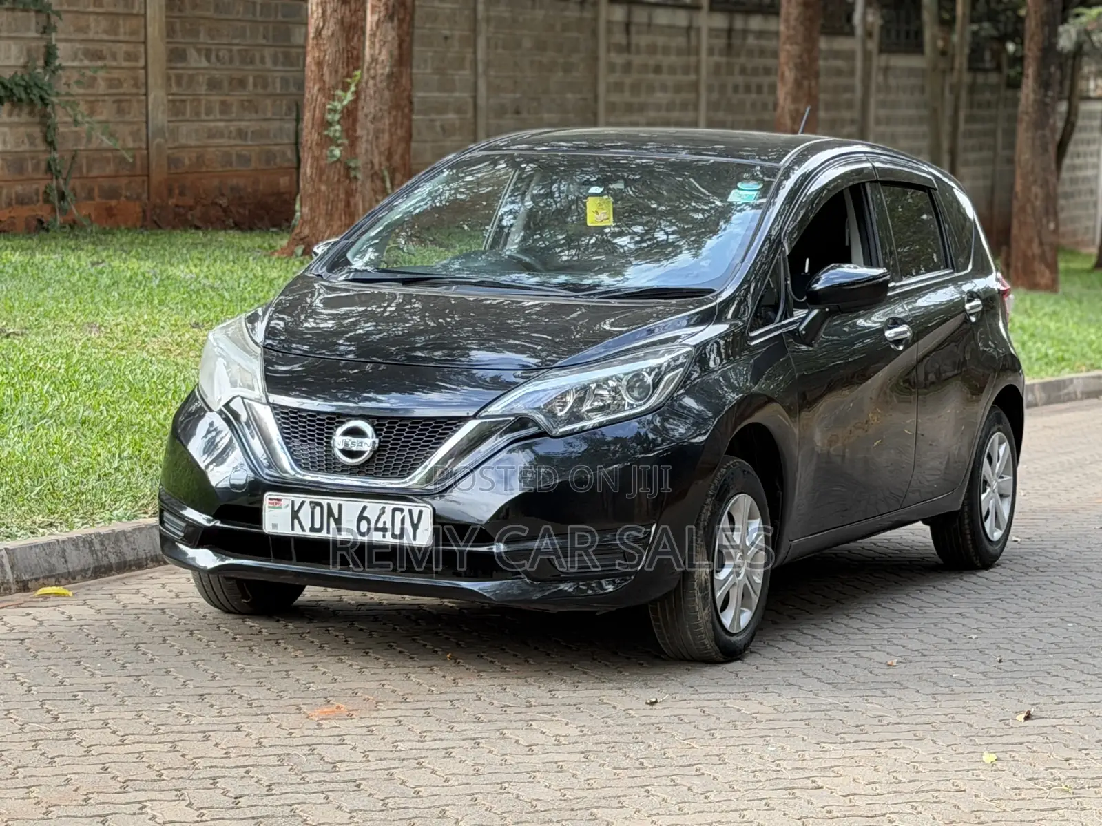 Nissan Note 2016 Black
