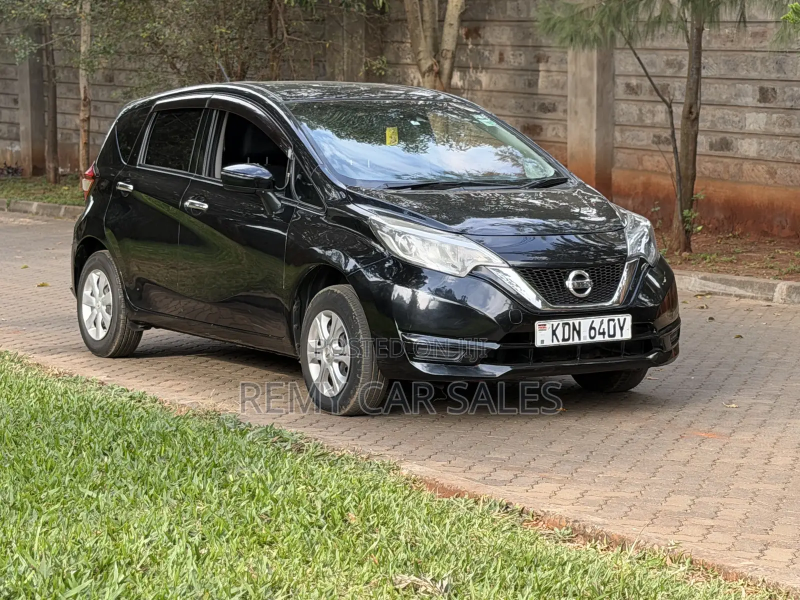 Nissan Note 2016 Black