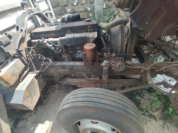Isuzu FRR 33 Repairable - thumbnail 5