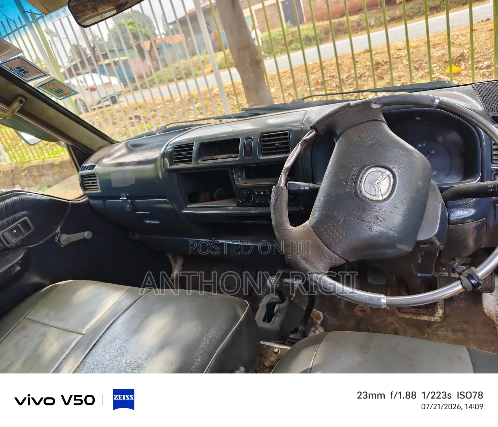 Mazda Bongo 2011 White