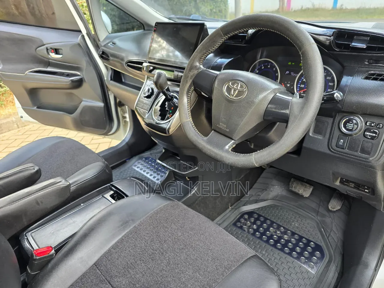 Toyota Wish 2013 Pearl