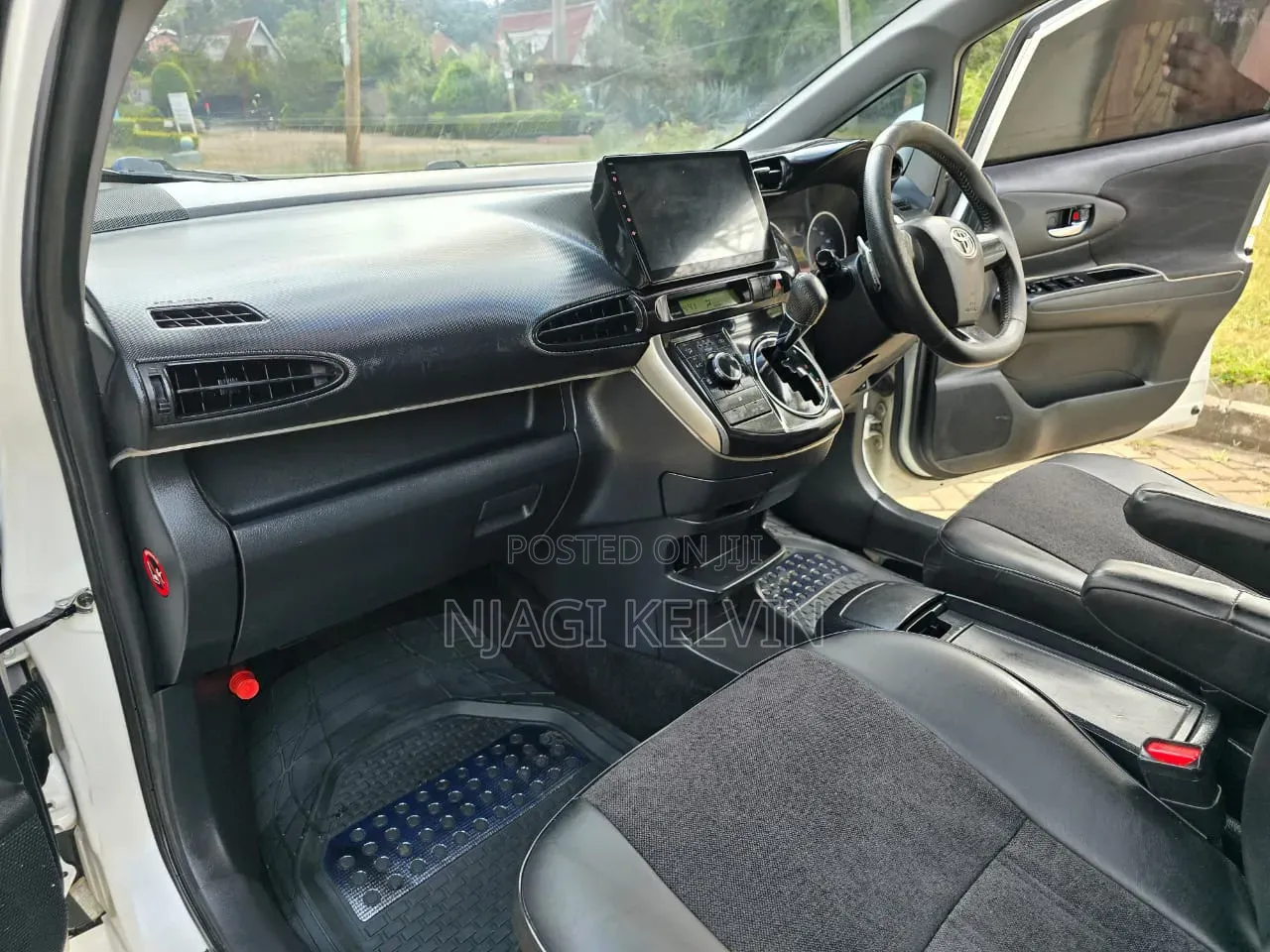 Toyota Wish 2013 Pearl