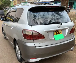 Toyota Ipsum 2004 Silver