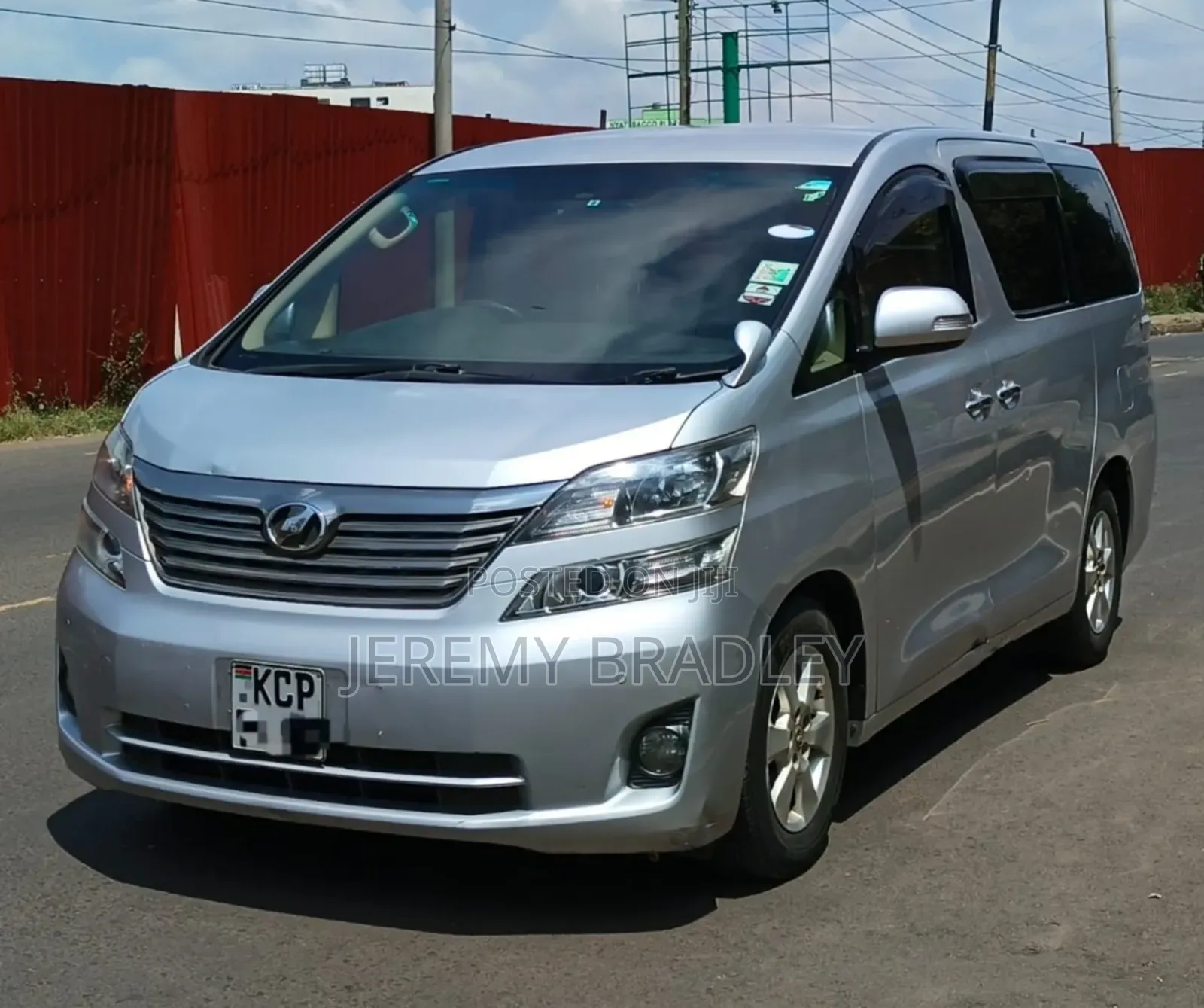 Toyota Alphard 2010 Silver