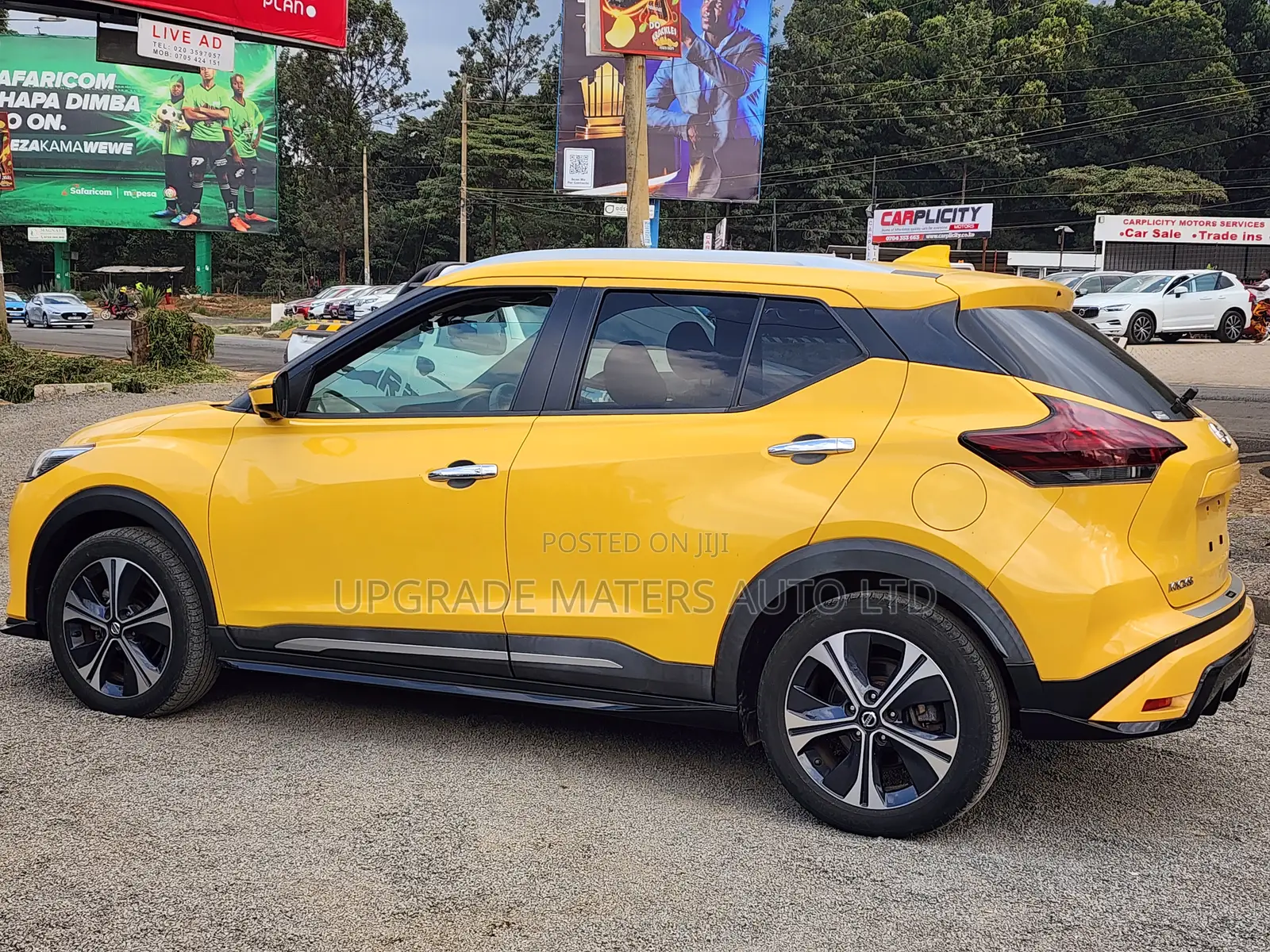 Nissan Kicks SV 2020 Yellow