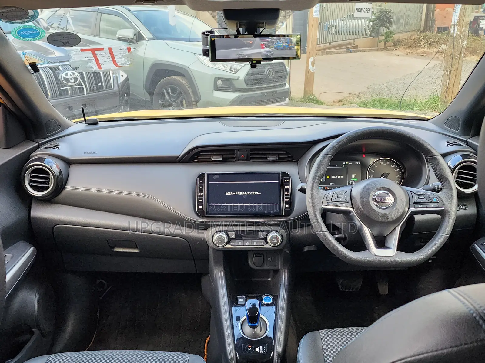 Nissan Kicks SV 2020 Yellow
