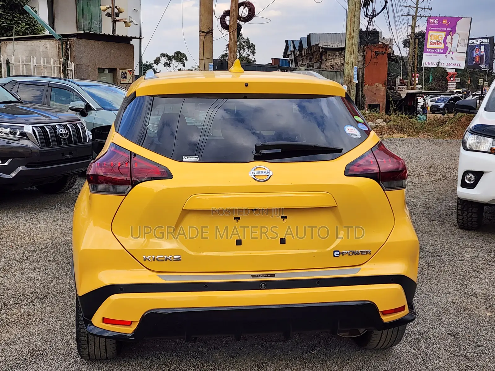 Nissan Kicks SV 2020 Yellow