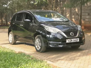 Nissan Note 2016 Black