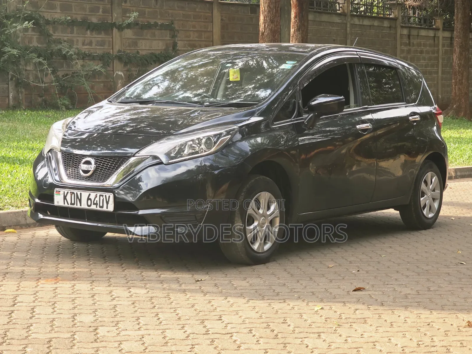 Nissan Note 2016 Black