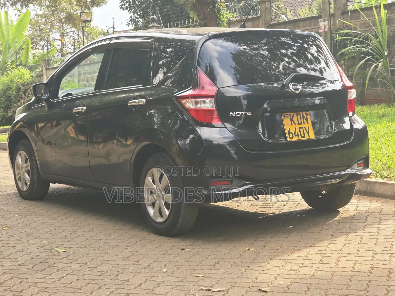 Nissan Note 2016 Black