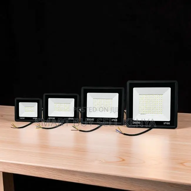 High- Output Durable 200W,100W,50W,30W AC Electric LED Flood Light