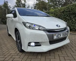 Toyota Wish 2012 White