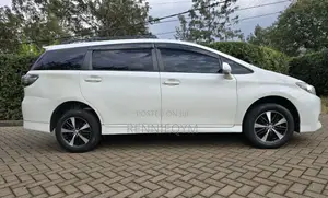 Toyota Wish 2012 White
