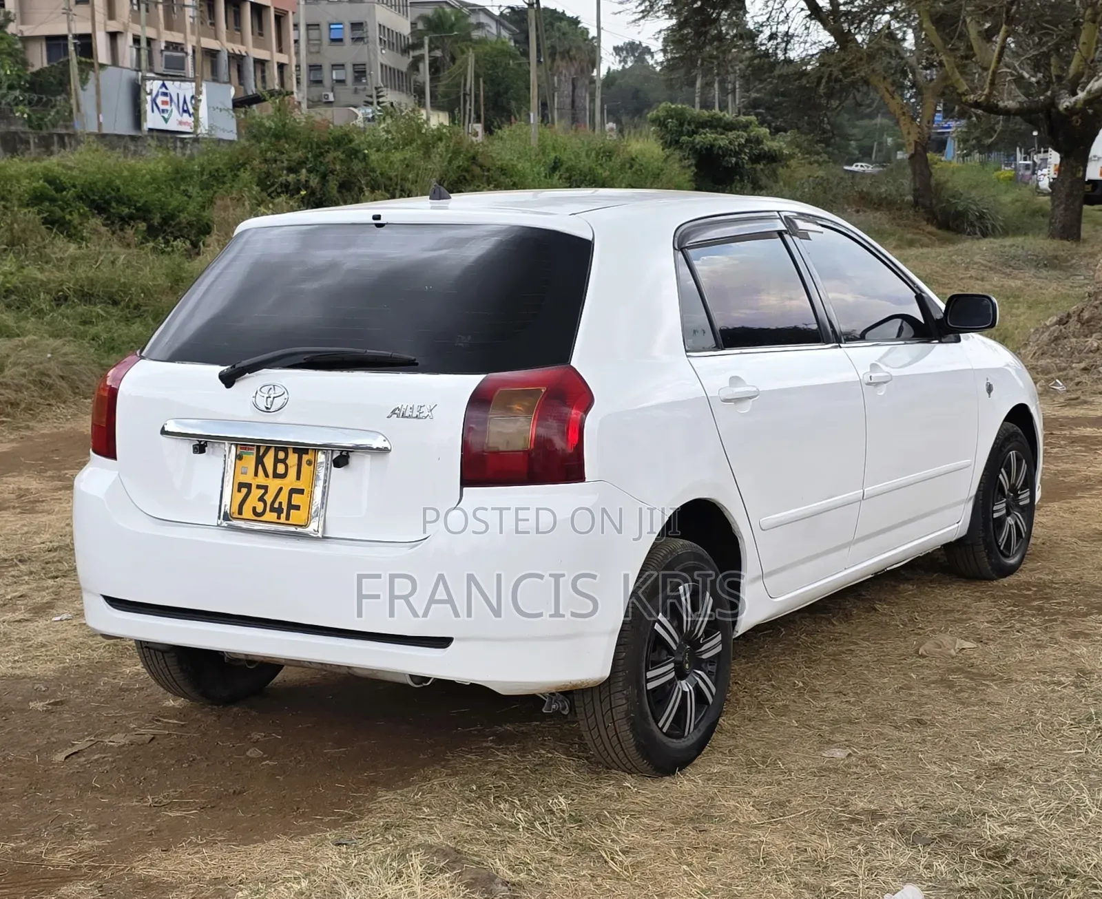 Toyota Corolla RunX 2005 Beige