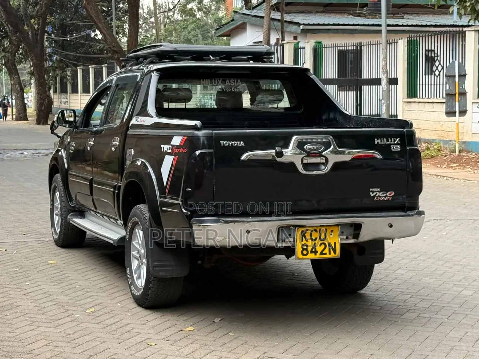 Toyota Hilux 2012 Matt Black