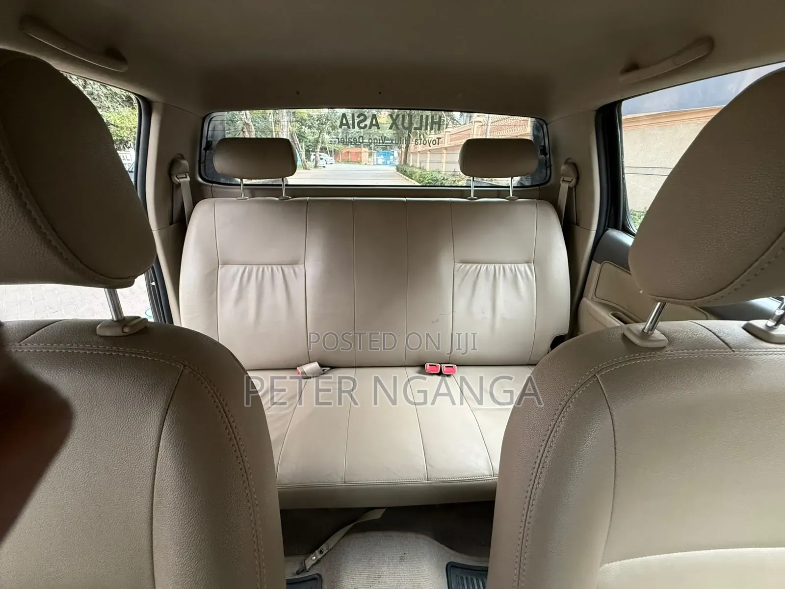 Toyota Hilux 2012 Matt Black