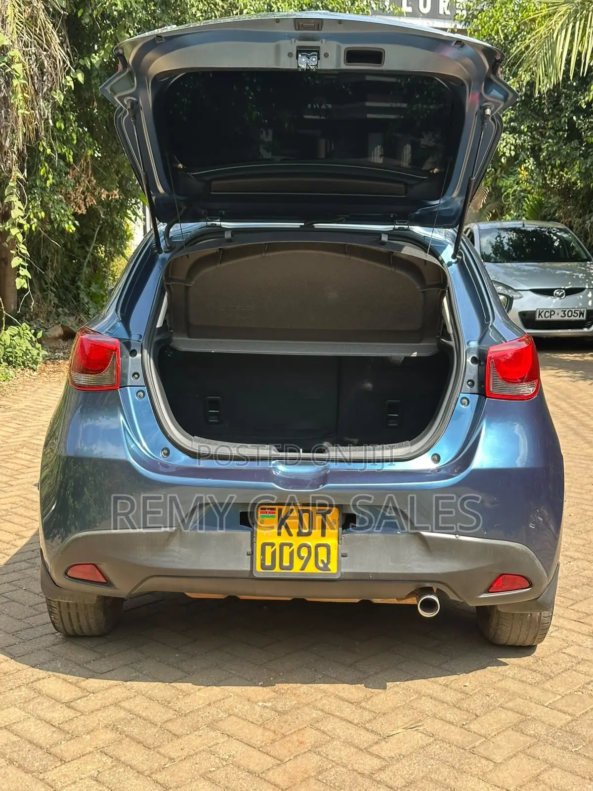 Mazda Demio 2017 Blue