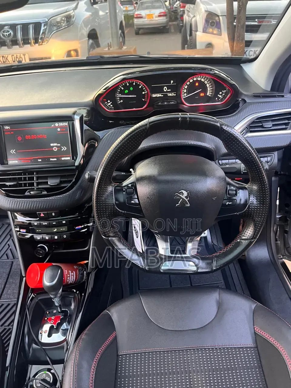 Peugeot 2008 2018 Silver