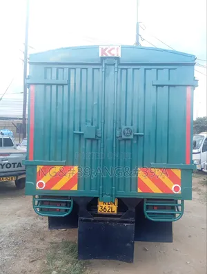Isuzu NMR Truck
