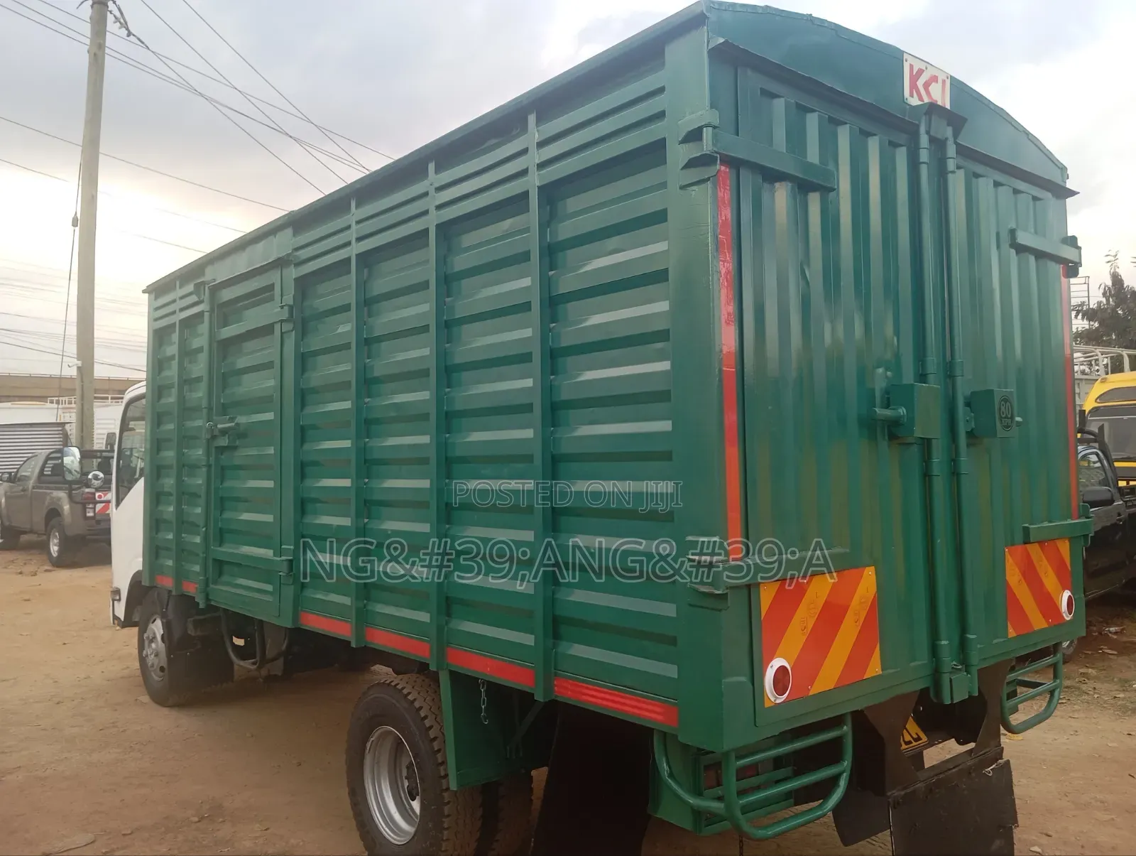 Isuzu NMR Truck
