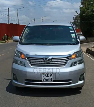 Toyota Vellfire 2010 Silver