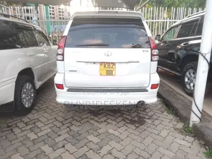 Toyota Land Cruiser Prado 2007 White